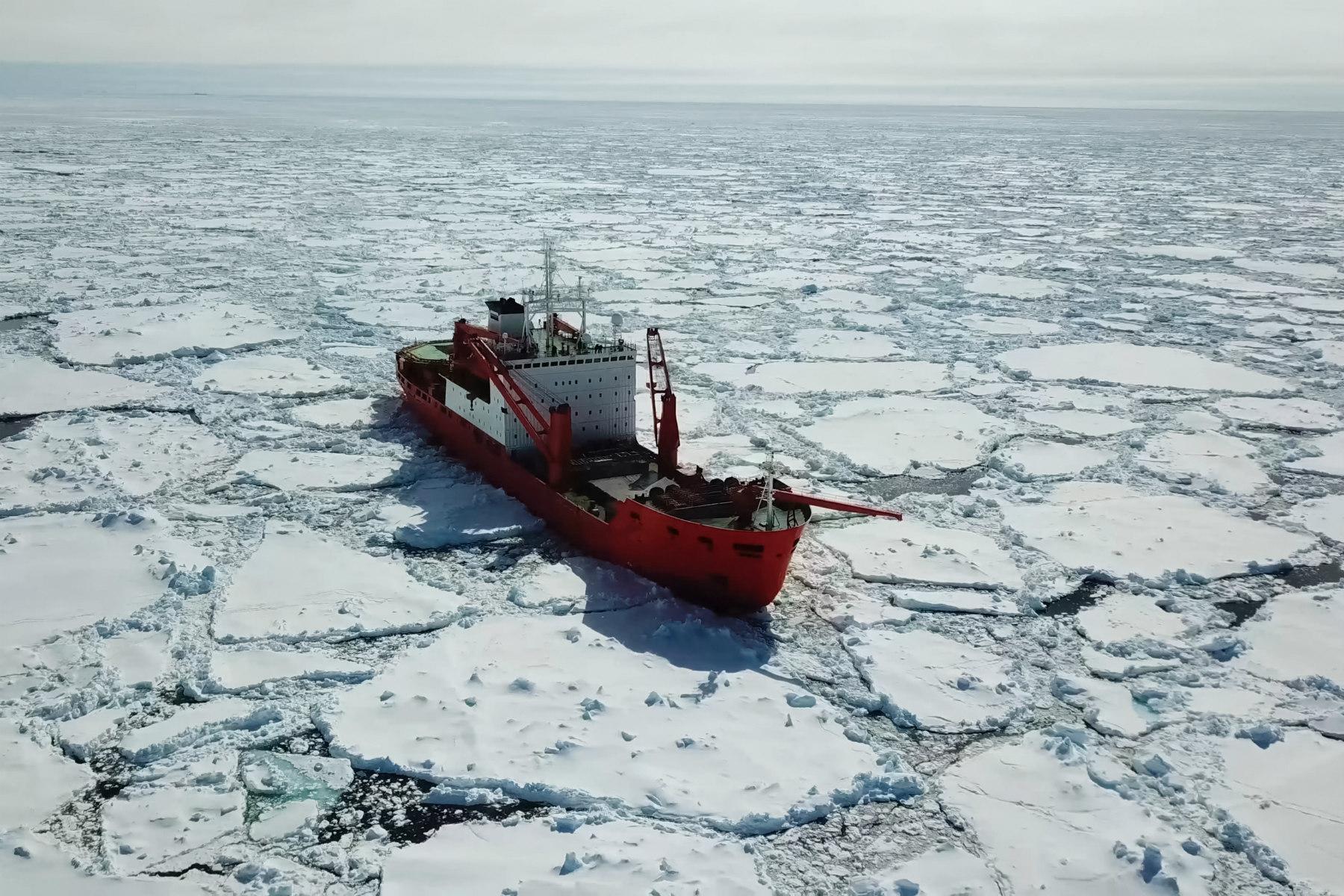 ice_breaking_ship.jpg